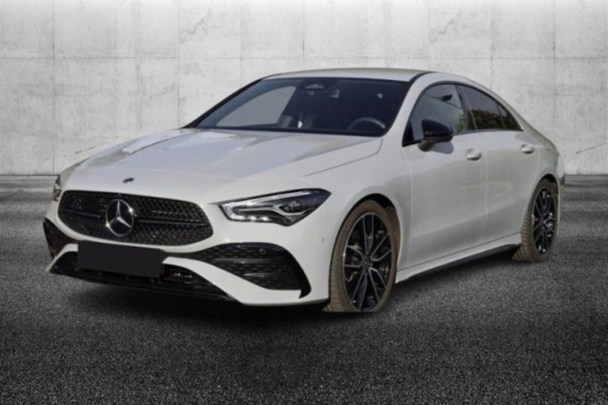 Mercedes-Benz CLA 200 Automatic Premium