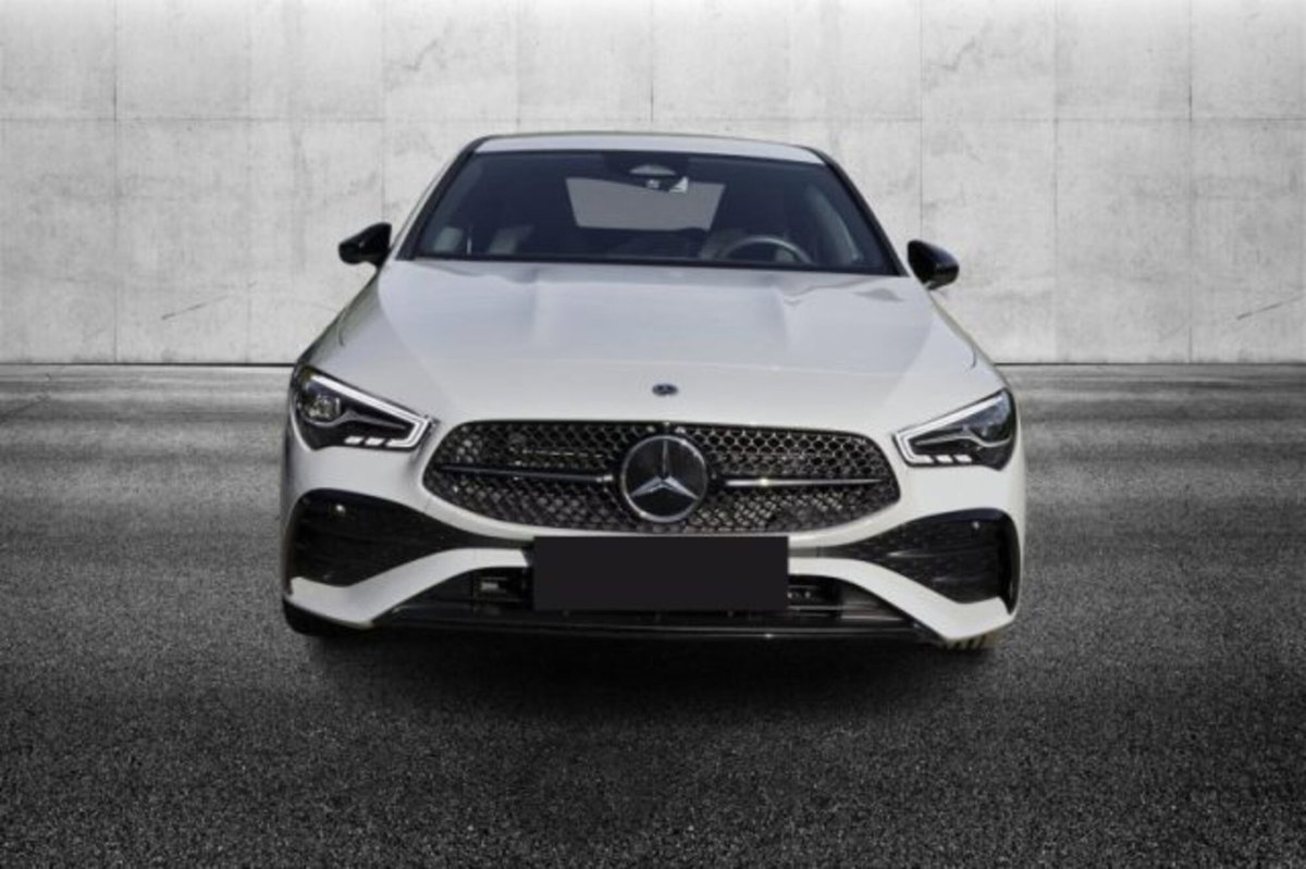 Mercedes-Benz CLA 200 Automatic Premium (3)