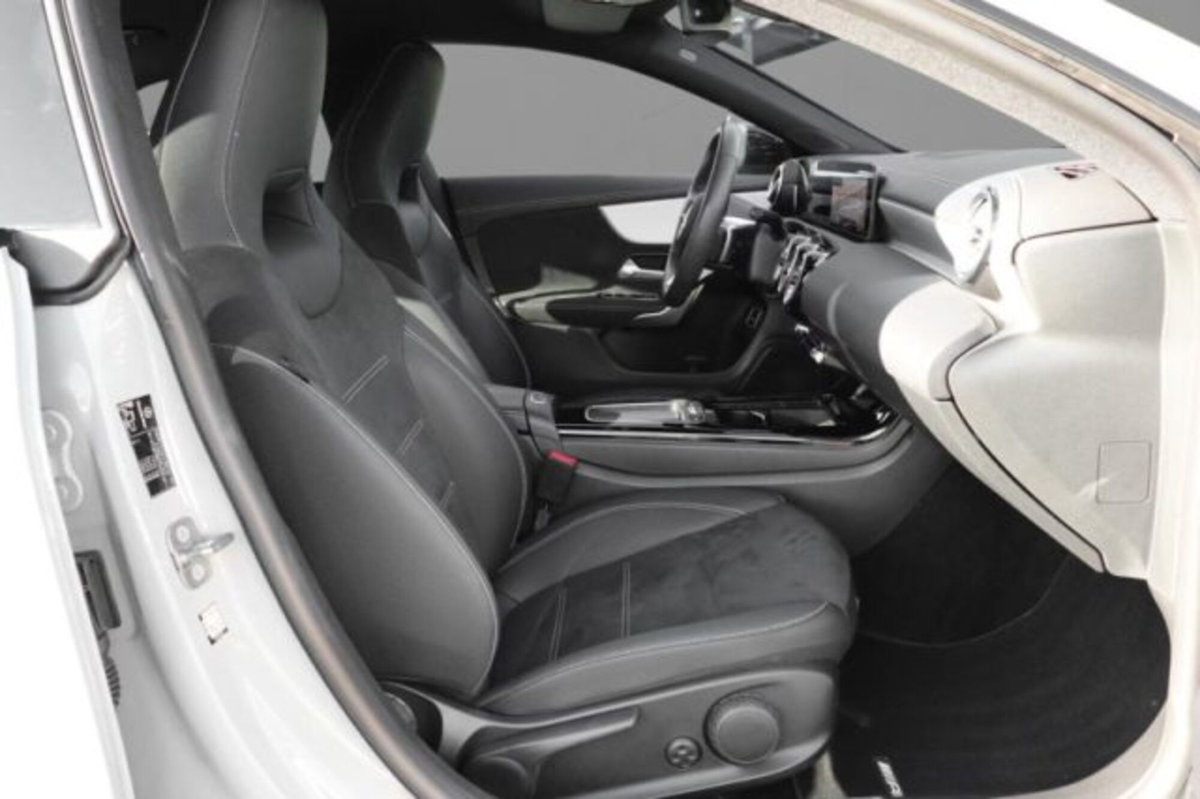 Mercedes-Benz CLA 200 Automatic Premium (6)