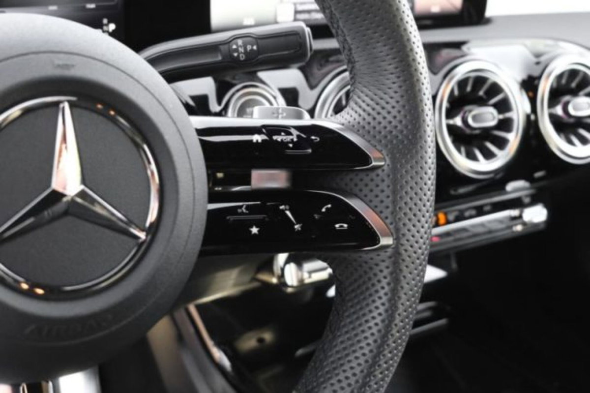Mercedes-Benz CLA 200 Automatic Premium (7)
