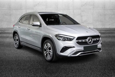 Mercedes-Benz GLA SUV 200 d Progressive Advanced Plus 4matic auto (2)