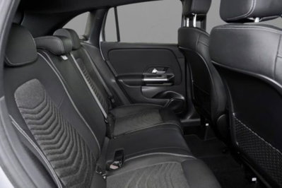 Mercedes-Benz GLA SUV 200 d Progressive Advanced Plus 4matic auto (7)
