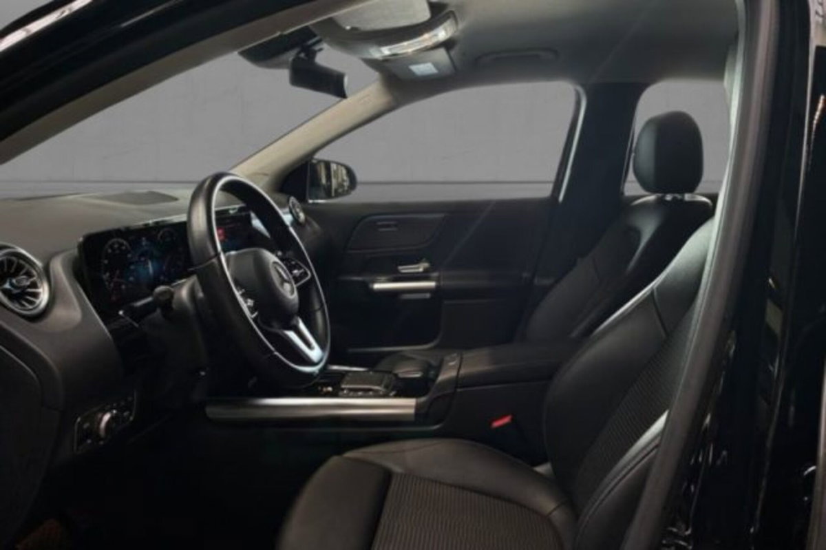 Mercedes-Benz GLA SUV 200 d Automatic Sport (6)