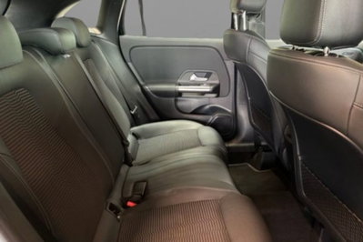 Mercedes-Benz GLA SUV 200 d Automatic Sport (7)