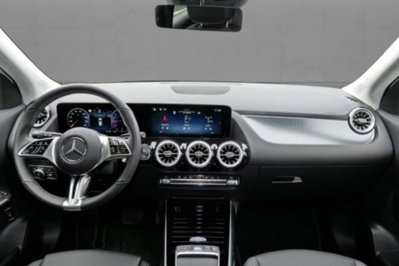 Mercedes-Benz GLA SUV 180 d Progressive Advanced Plus auto (4)