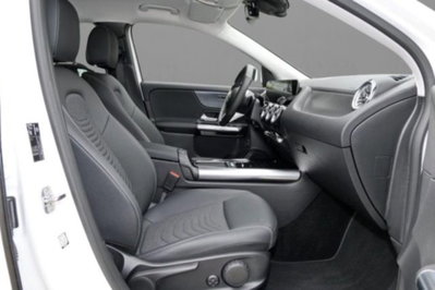 Mercedes-Benz GLA SUV 180 d Progressive Advanced Plus auto (5)