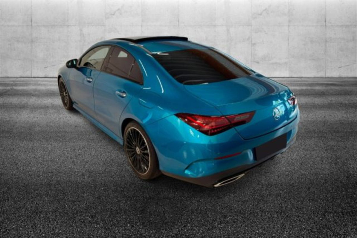 Mercedes-Benz CLA 200 Automatic Premium (4)