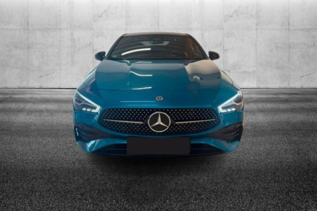 Mercedes-Benz CLA 200 Automatic Premium (5)