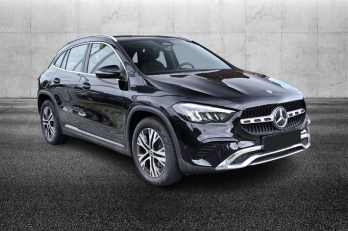 Mercedes-Benz GLA SUV 200 d Progressive Advanced Plus 4matic auto (2)