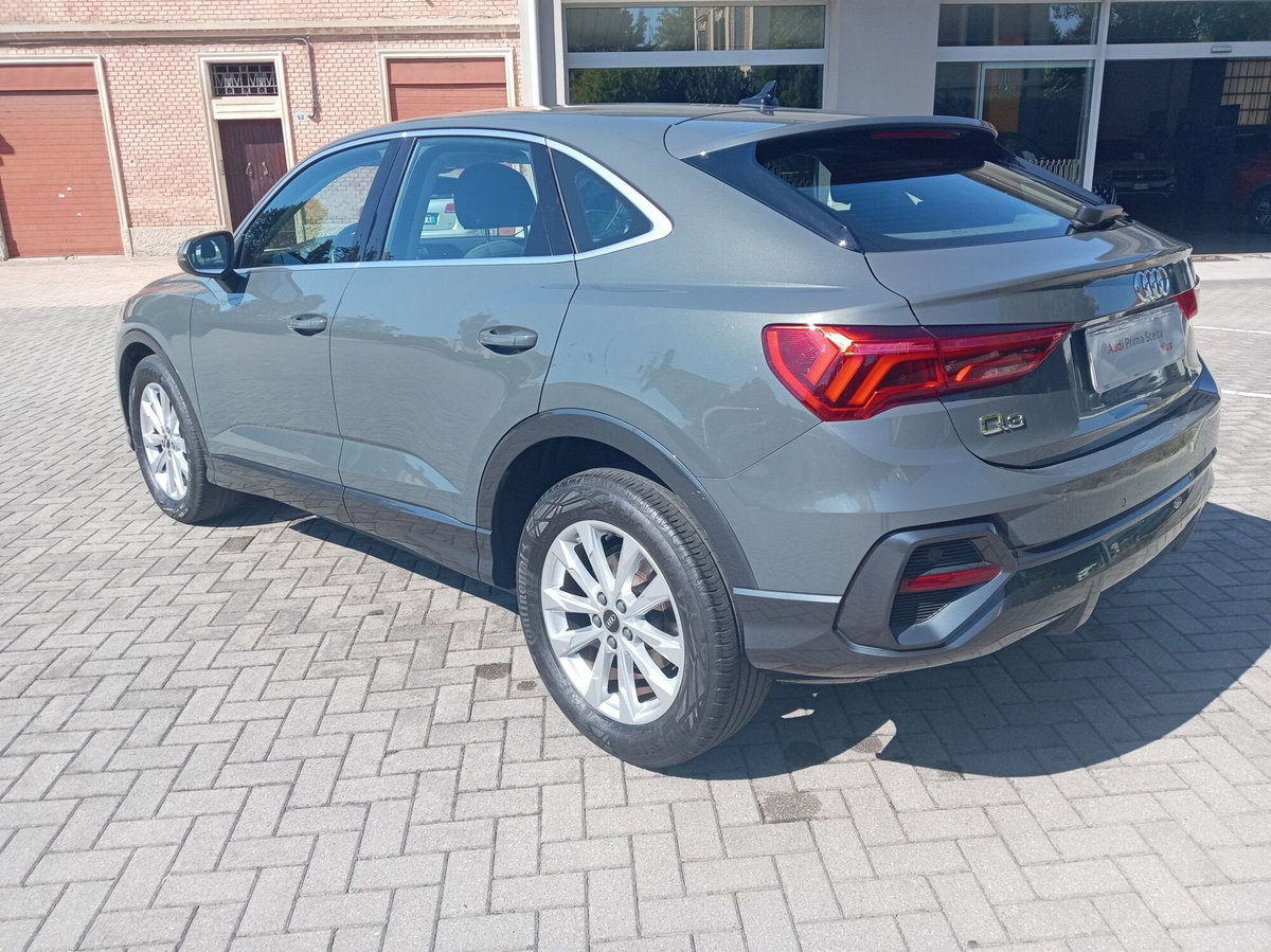 Audi Q3 Sportback 35 TDI quattro S tronic Business Plus (13)