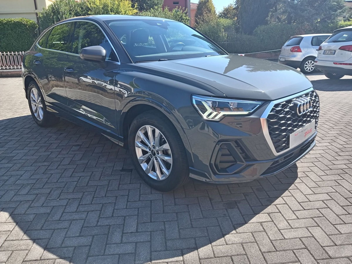 Audi Q3 Sportback 35 TDI quattro S tronic Business Plus (7)
