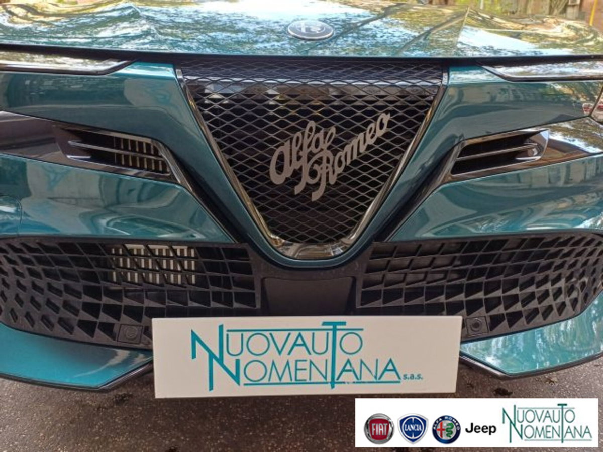 Alfa Romeo Junior 1.2 ibrida Ti 145cv edct6 (5)
