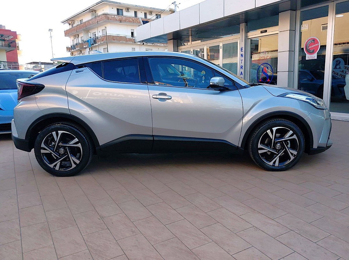 Toyota Toyota C-HR 1.8 Hybrid E-CVT Lounge (6)