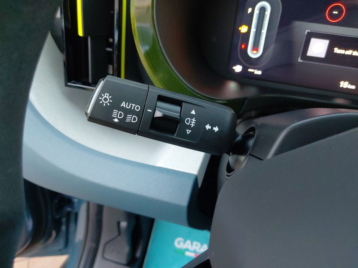 Fiat Grande Panda 1.2 hybrid Icon 110cv edct (19)
