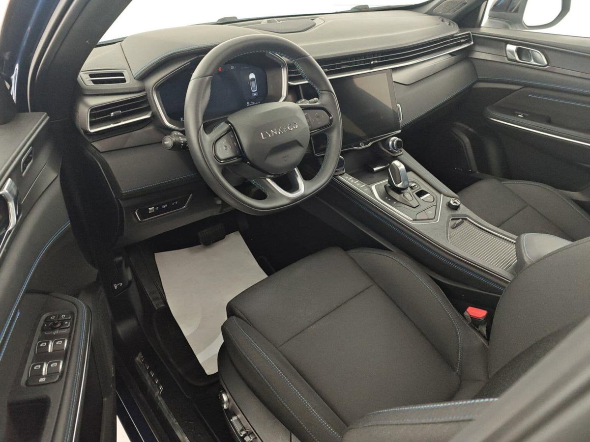 Lynk & Co 01 01 1.5 td phev (12)