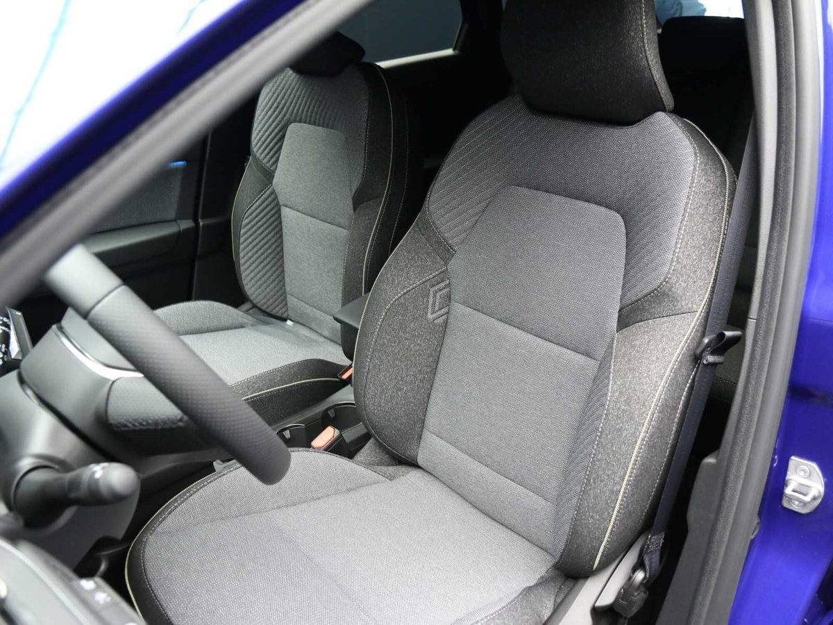 Renault Captur 1.2 eco-g Techno 120cv (14)