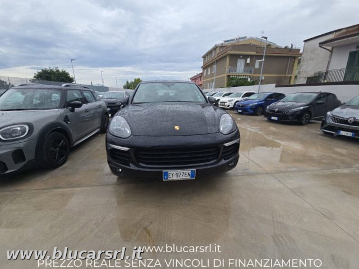 Porsche Cayenne 3.0 Diesel (2)