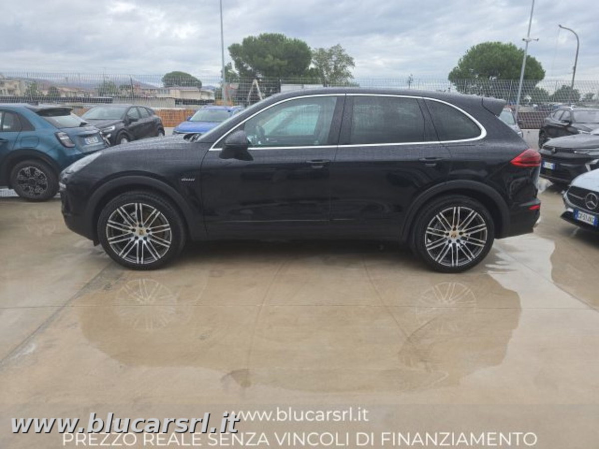 Porsche Cayenne 3.0 Diesel (3)