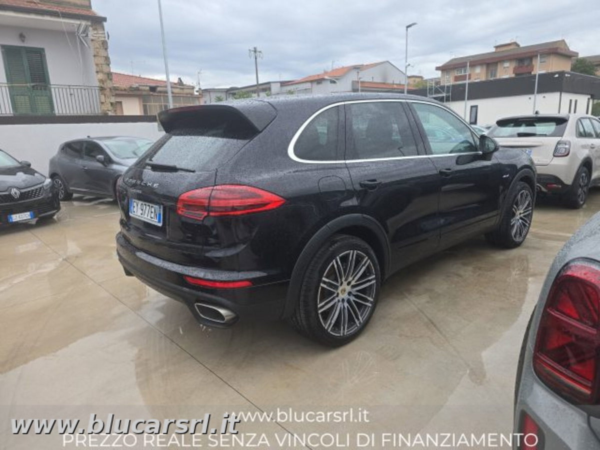 Porsche Cayenne 3.0 Diesel (6)