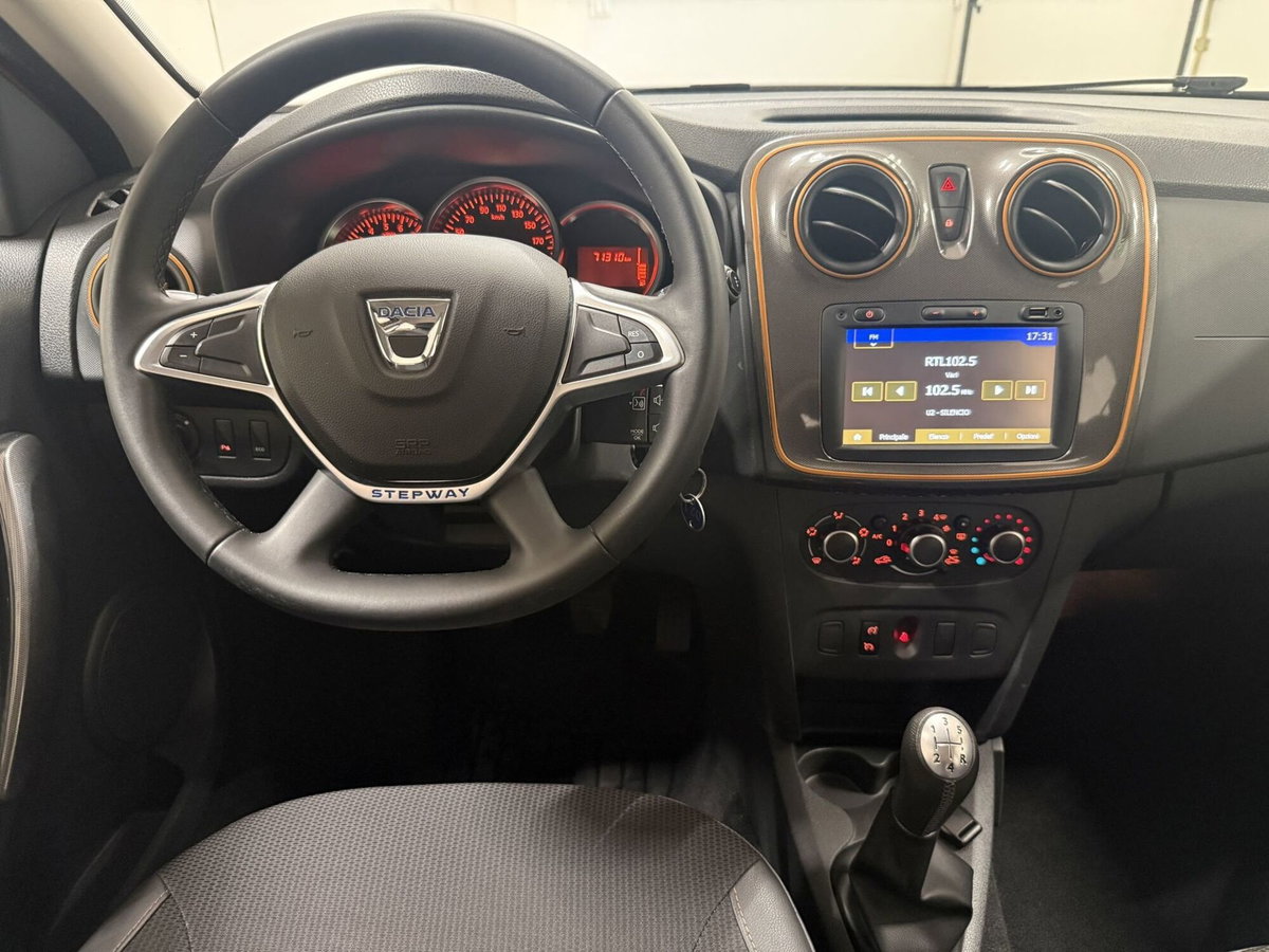 Dacia Sandero Stepway 0.9 TCe 90 CV Comfort (4)