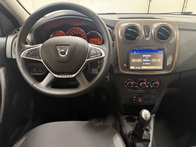 Dacia Sandero Stepway 0.9 TCe 90 CV Comfort (4)