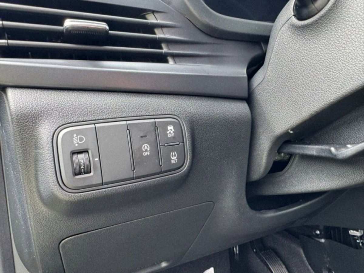 Hyundai i20 1.0 t-gdi Connectline 90cv dct (15)