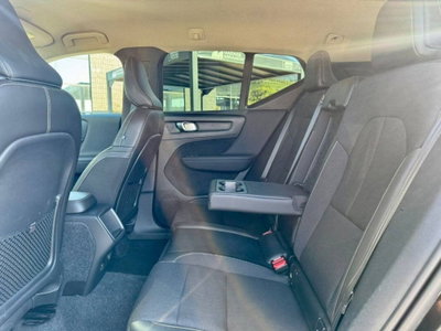 Volvo XC40 D3 AWD Geartronic Business Plus N1 (14)