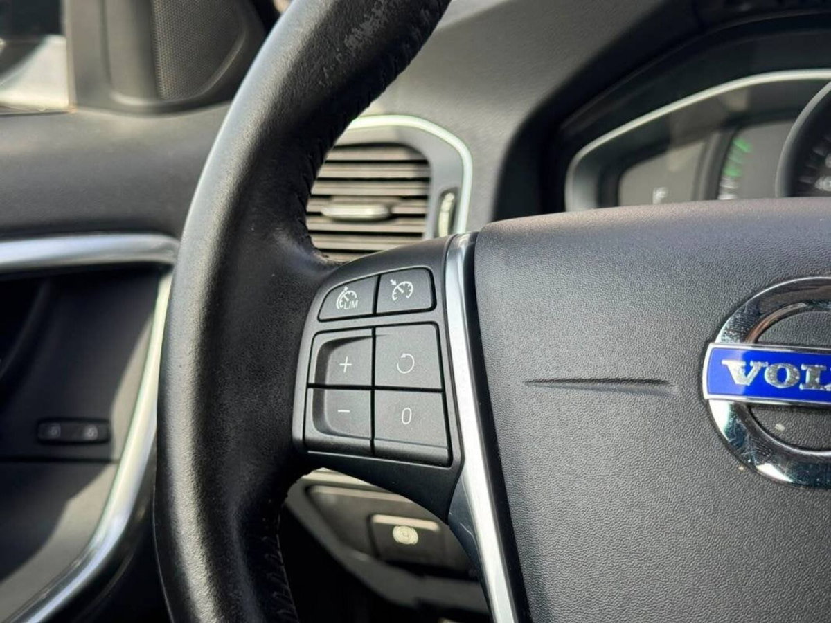 Volvo V60 D3 Business (12)