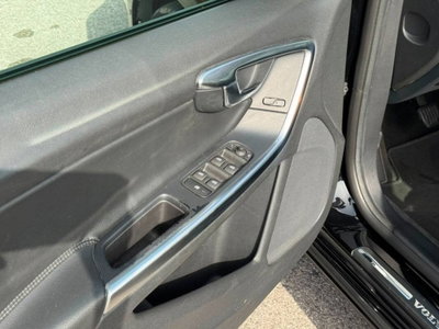 Volvo V60 D3 Business (16)