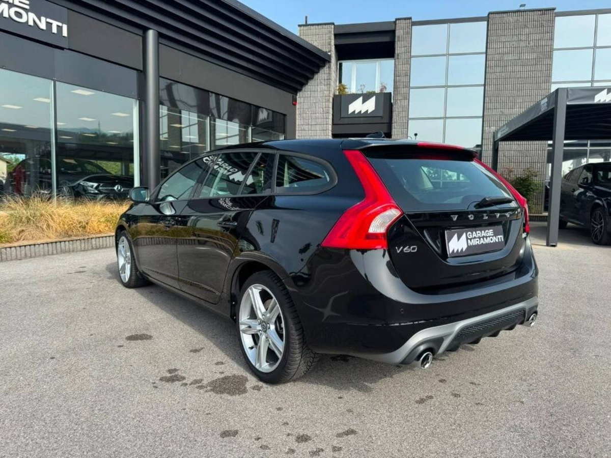 Volvo V60 D3 Business (4)