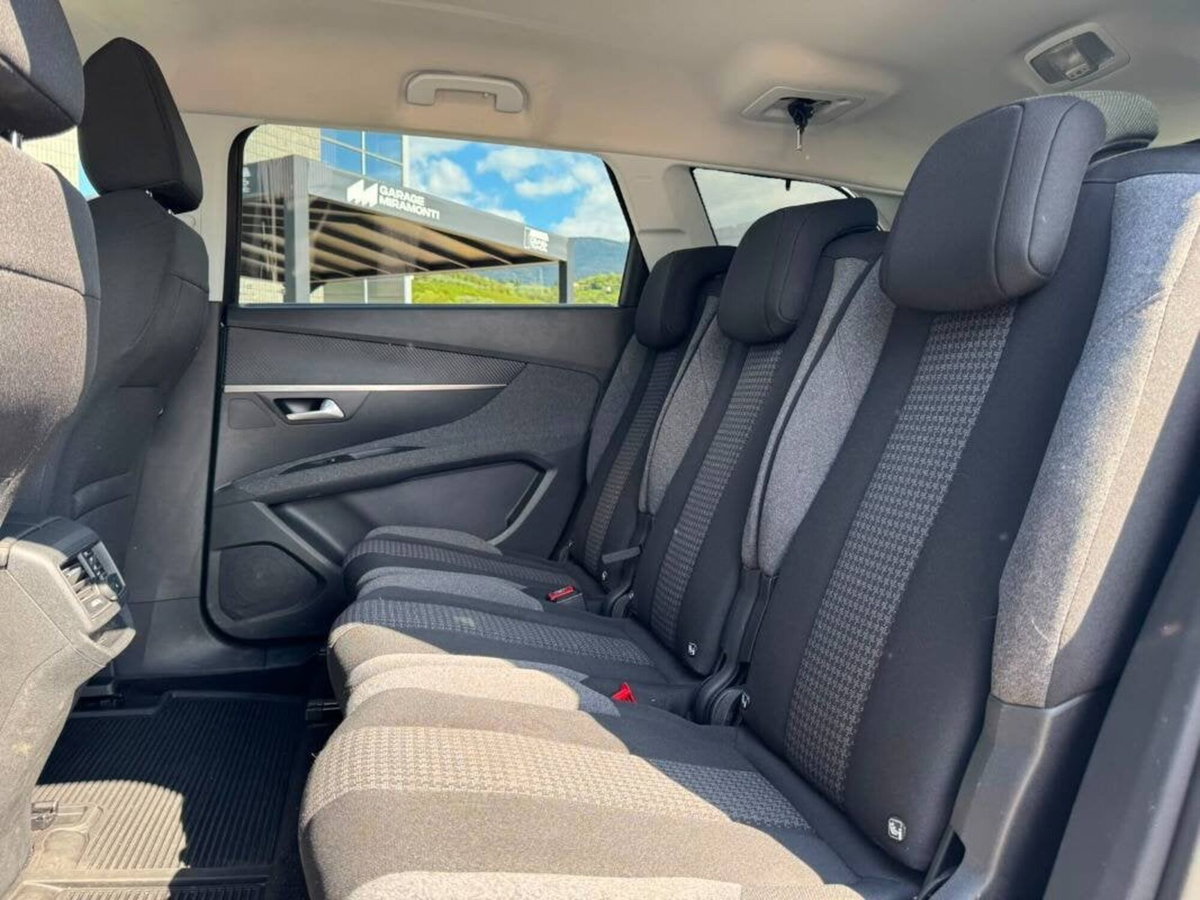 Peugeot 5008 1.2 puretech t Allure Pack s&s 130cv (13)