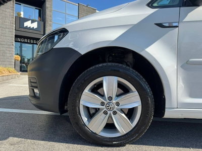 Volkswagen Caddy 2.0 TDI 102 CV DSG Trendline (6)