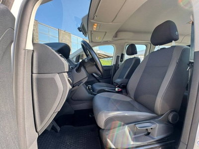 Volkswagen Caddy 2.0 TDI 102 CV DSG Trendline (9)