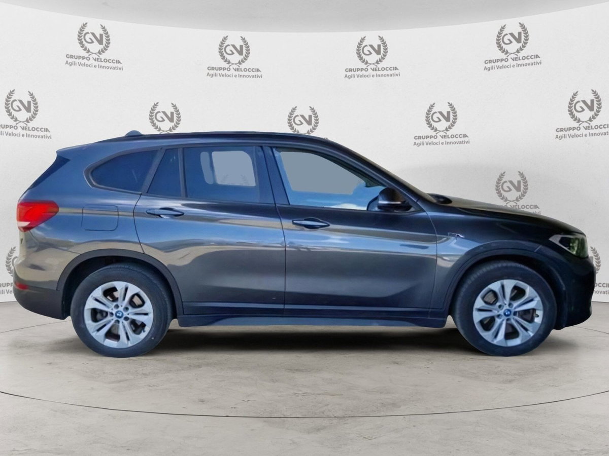 BMW X1 xDrive25e Business Advantage (10)