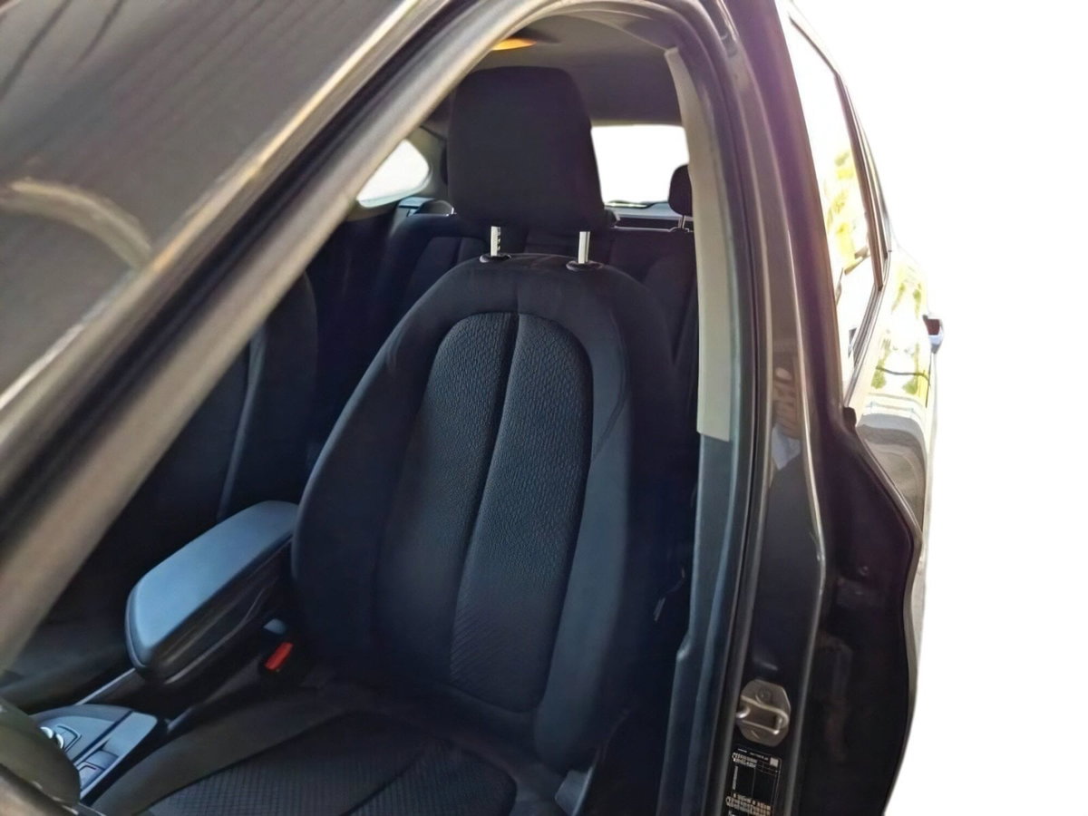 BMW X1 xDrive25e Business Advantage (5)