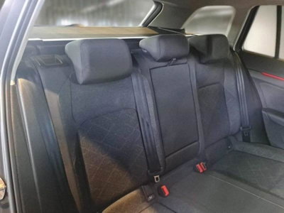 Volkswagen Golf Variant 2.0 TDI SCR DSG Life (8)