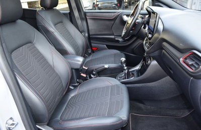 Ford Puma 1.0 EcoBoost Hybrid 125 CV S&S aut. ST-Line X (11)