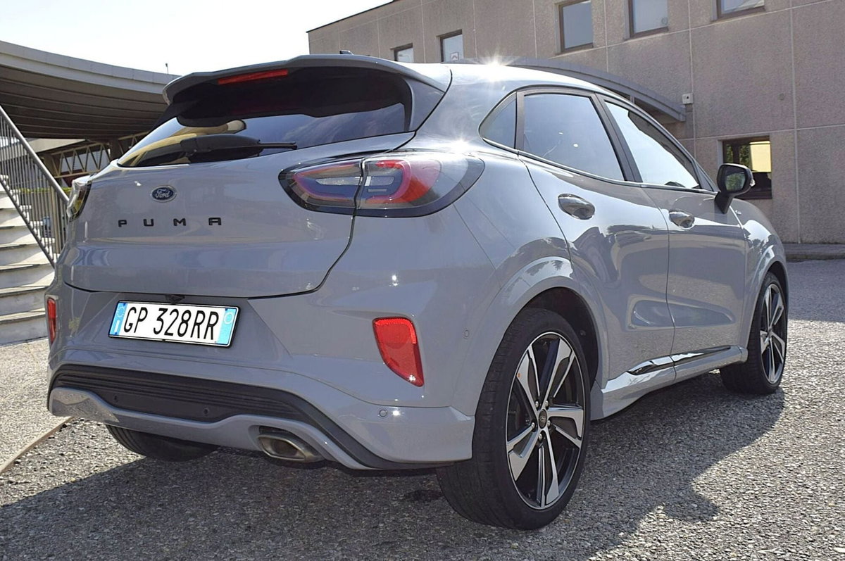 Ford Puma 1.0 EcoBoost Hybrid 125 CV S&S aut. ST-Line X (5)