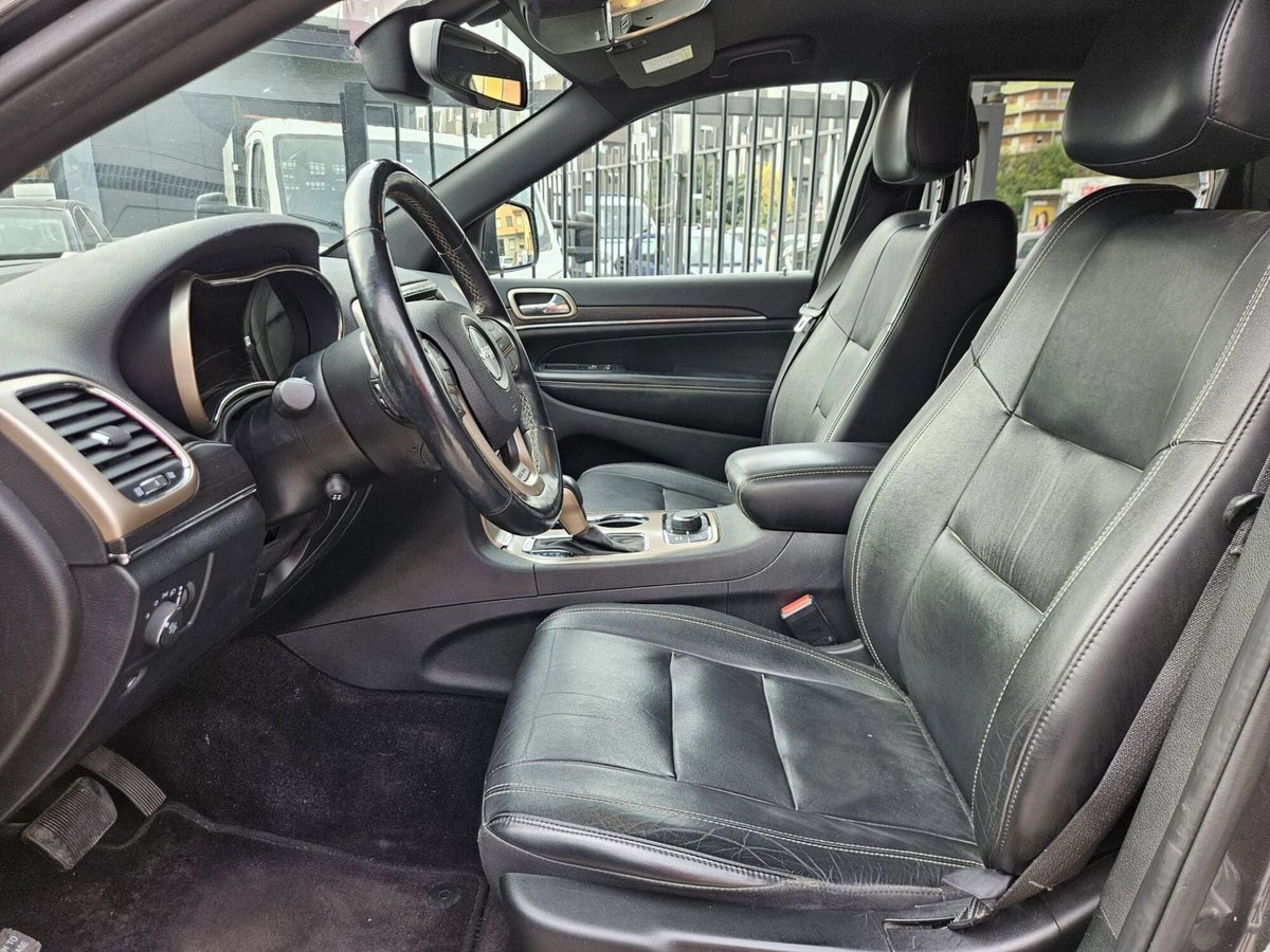 Jeep Grand Cherokee 3.0 V6 CRD 250 CV Multijet II Limited (8)