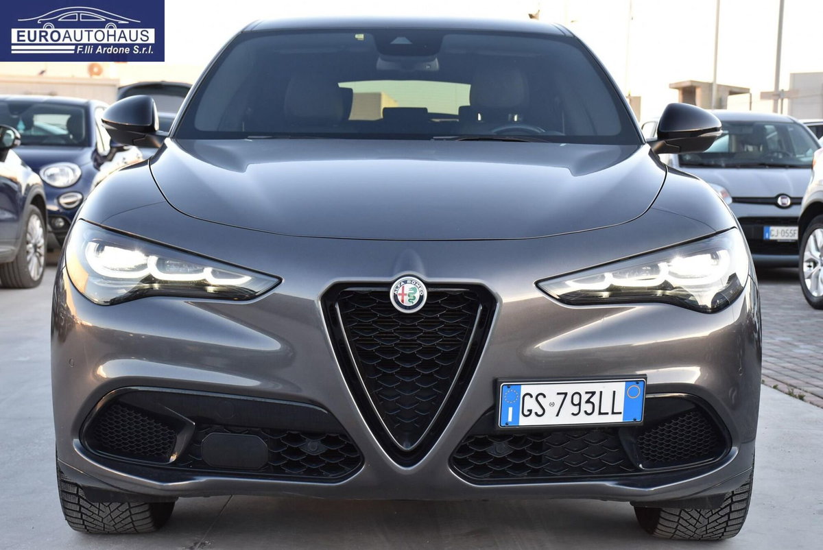 Alfa Romeo Stelvio Stelvio 2.2 Turbodiesel 210 CV AT8 Q4 Veloce (2)
