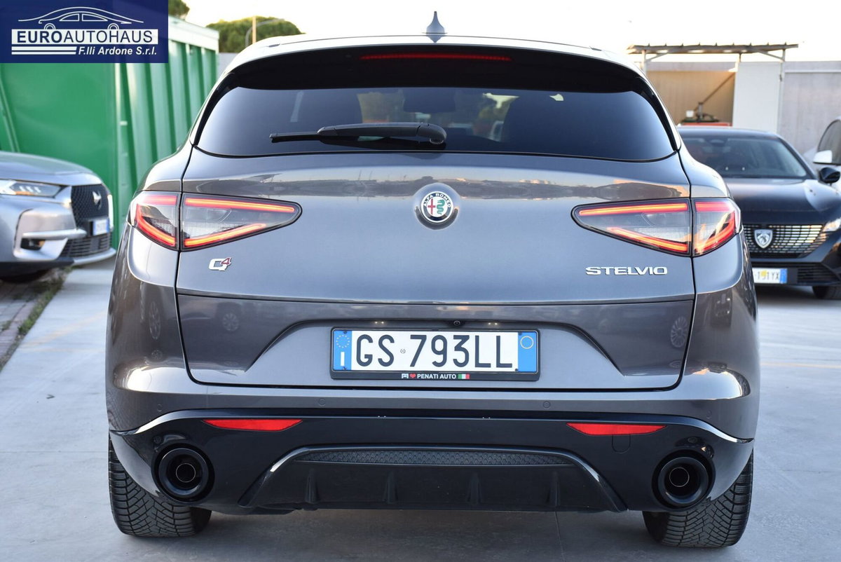 Alfa Romeo Stelvio Stelvio 2.2 Turbodiesel 210 CV AT8 Q4 Veloce (5)