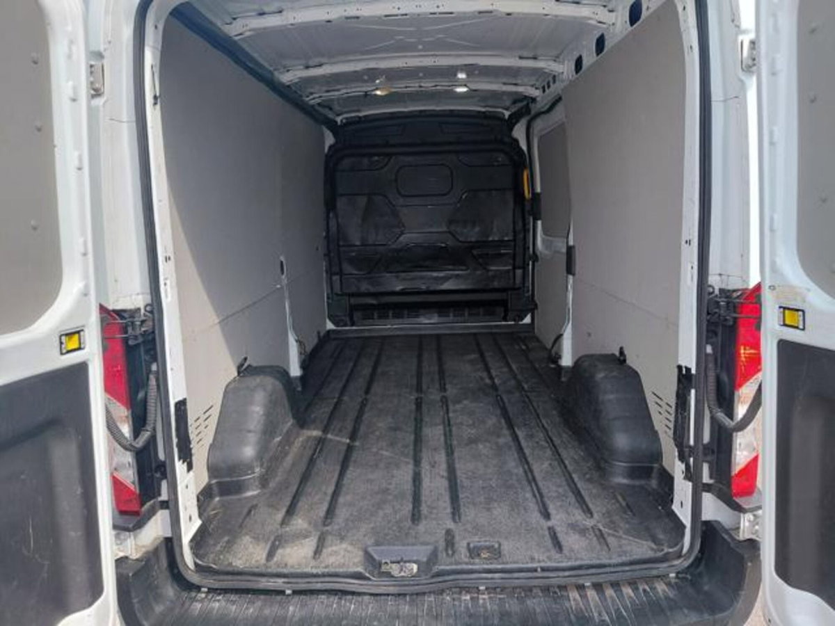 Ford Transit Furgone 330 2.0TDCi EcoBlue 130 aut. PL-TM Furgone Trend (10)