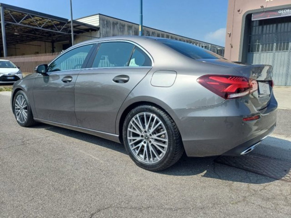 Mercedes-Benz Classe A Sedan 220 d Automatic 4Matic 4p. Business (8)