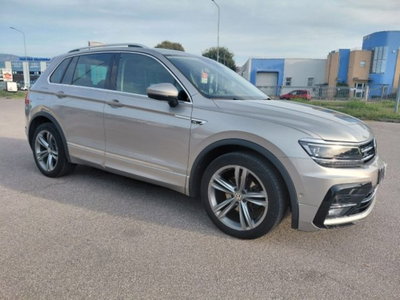 Volkswagen Tiguan Allspace 2.0 TDI SCR DSG 4MOTION R-Line (3)