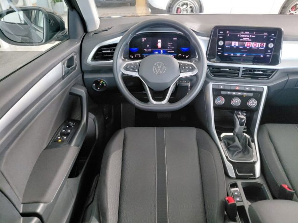 Volkswagen T-Roc 1.5 tsi Life dsg (13)
