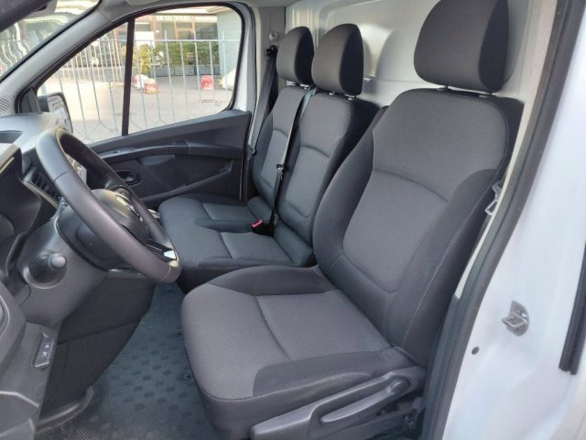 Renault Trafic Furgone BluedCi 110CV PC-TN Intens (16)