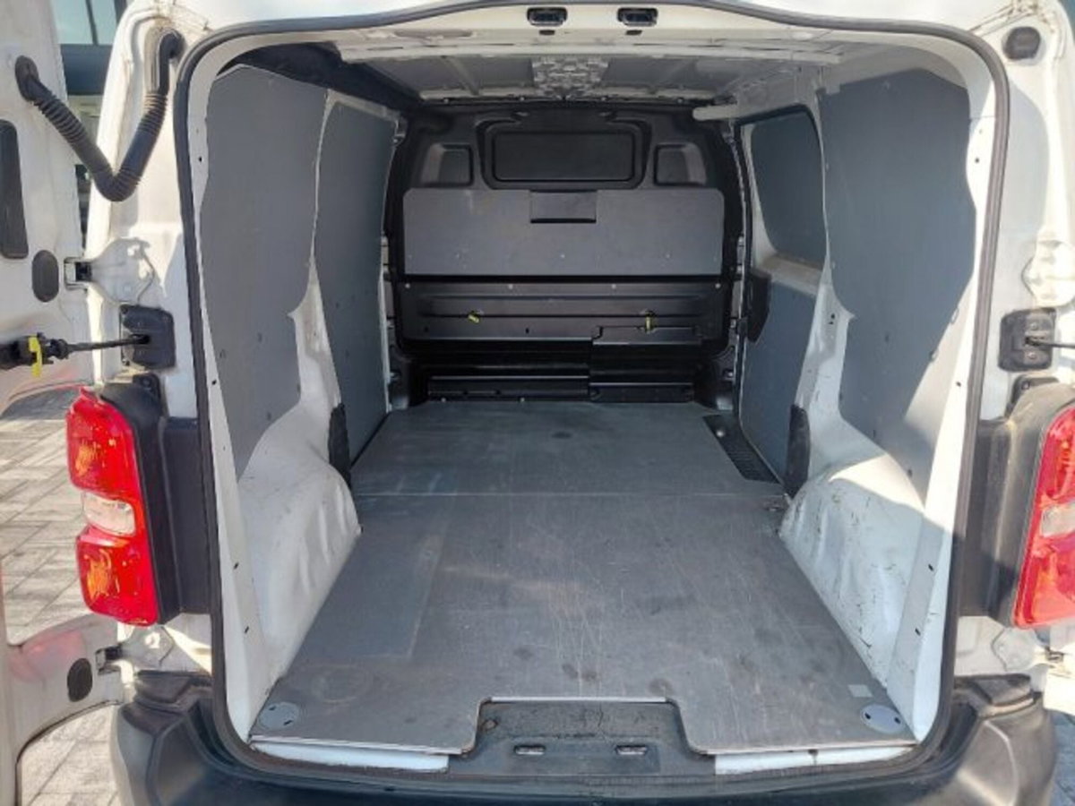 Opel Vivaro Furgone 1.5 Diesel 120CV S&S PL-TN M Furgone Enjoy (9)