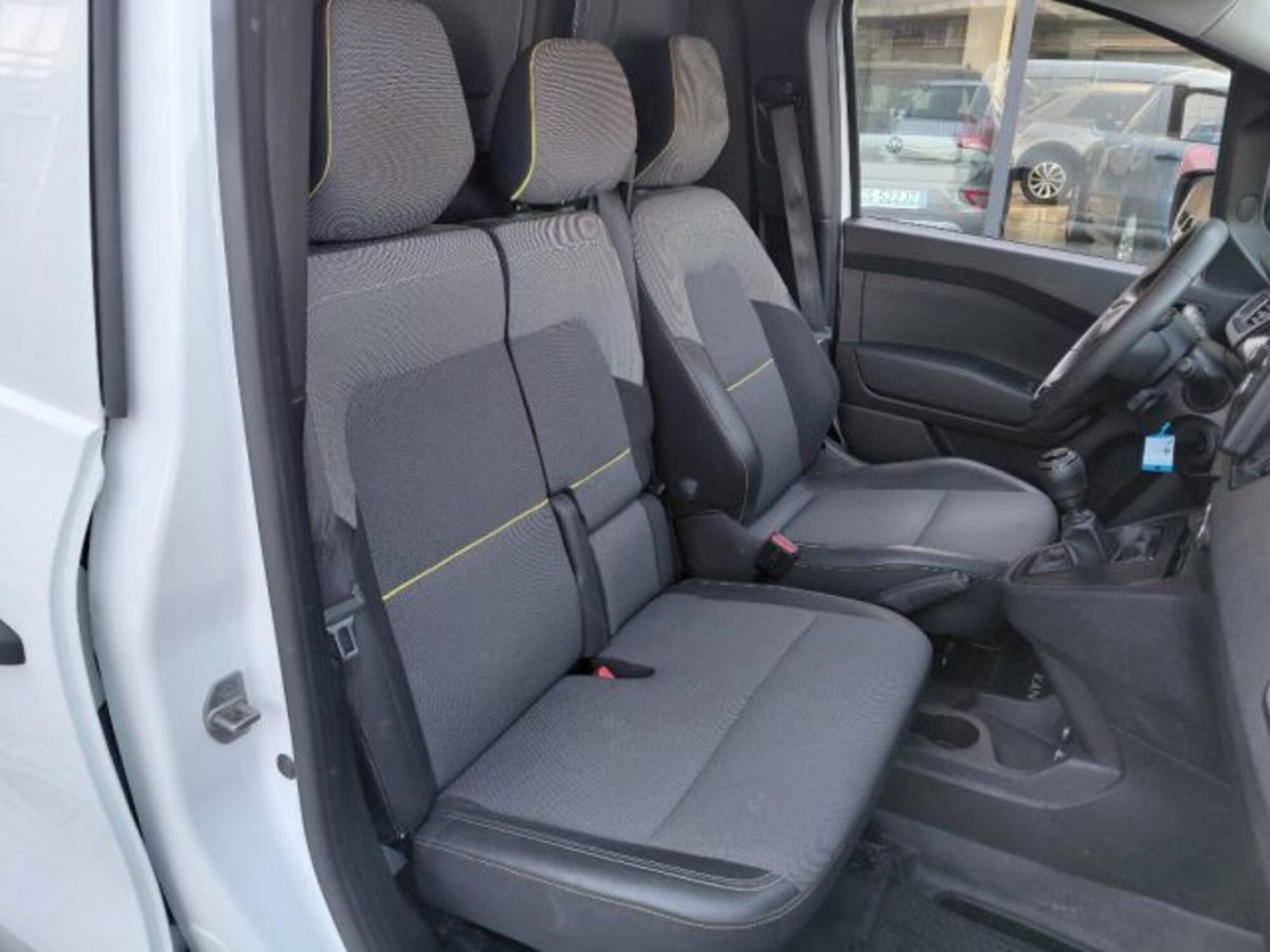 Renault Kangoo 1.5 dCi 95CV Van (16)