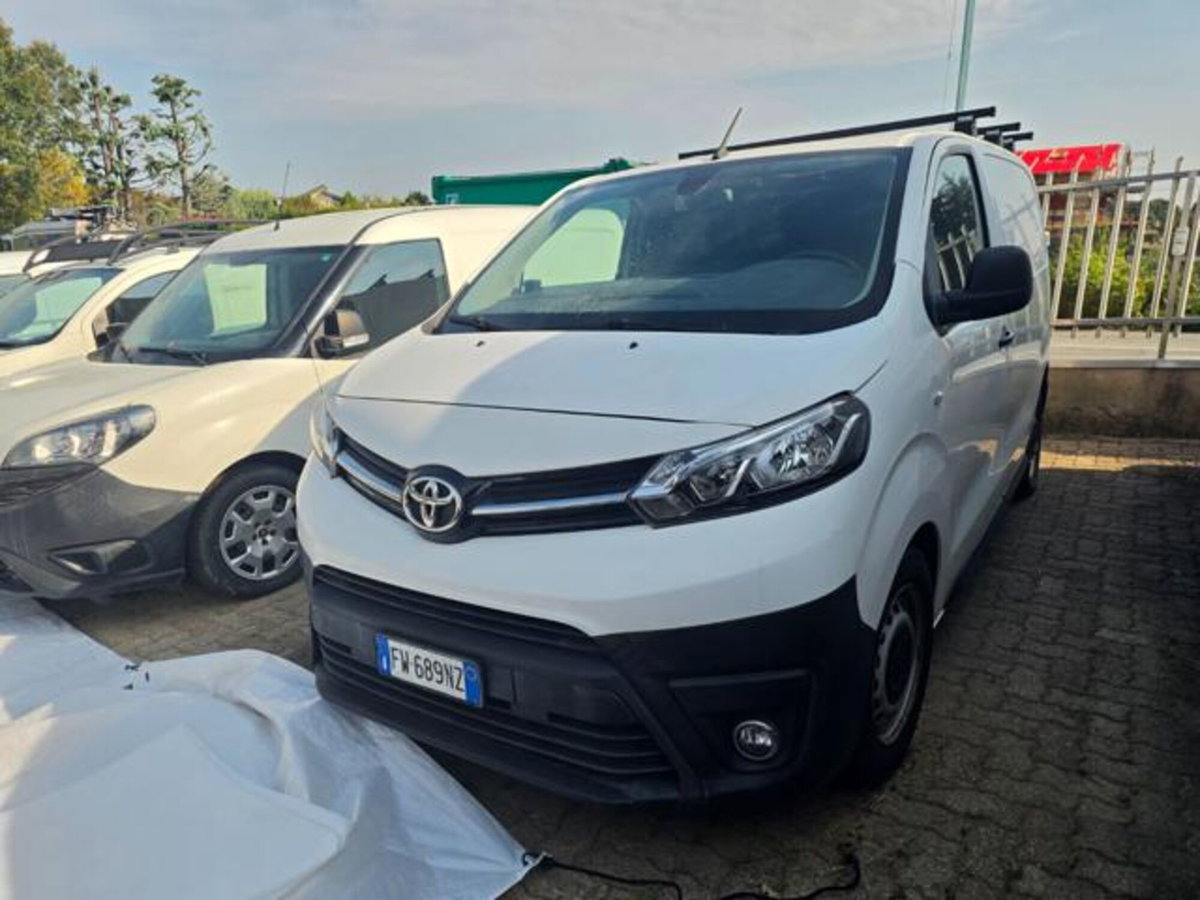 Toyota Proace 1.5D 120CV S&S PC-TN Furgone Compact 4p.10q Active (2)