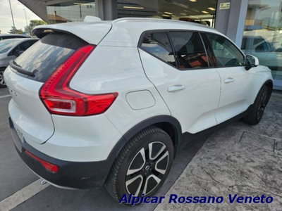 Volvo XC40 D3 AWD Geartronic Momentum (3)